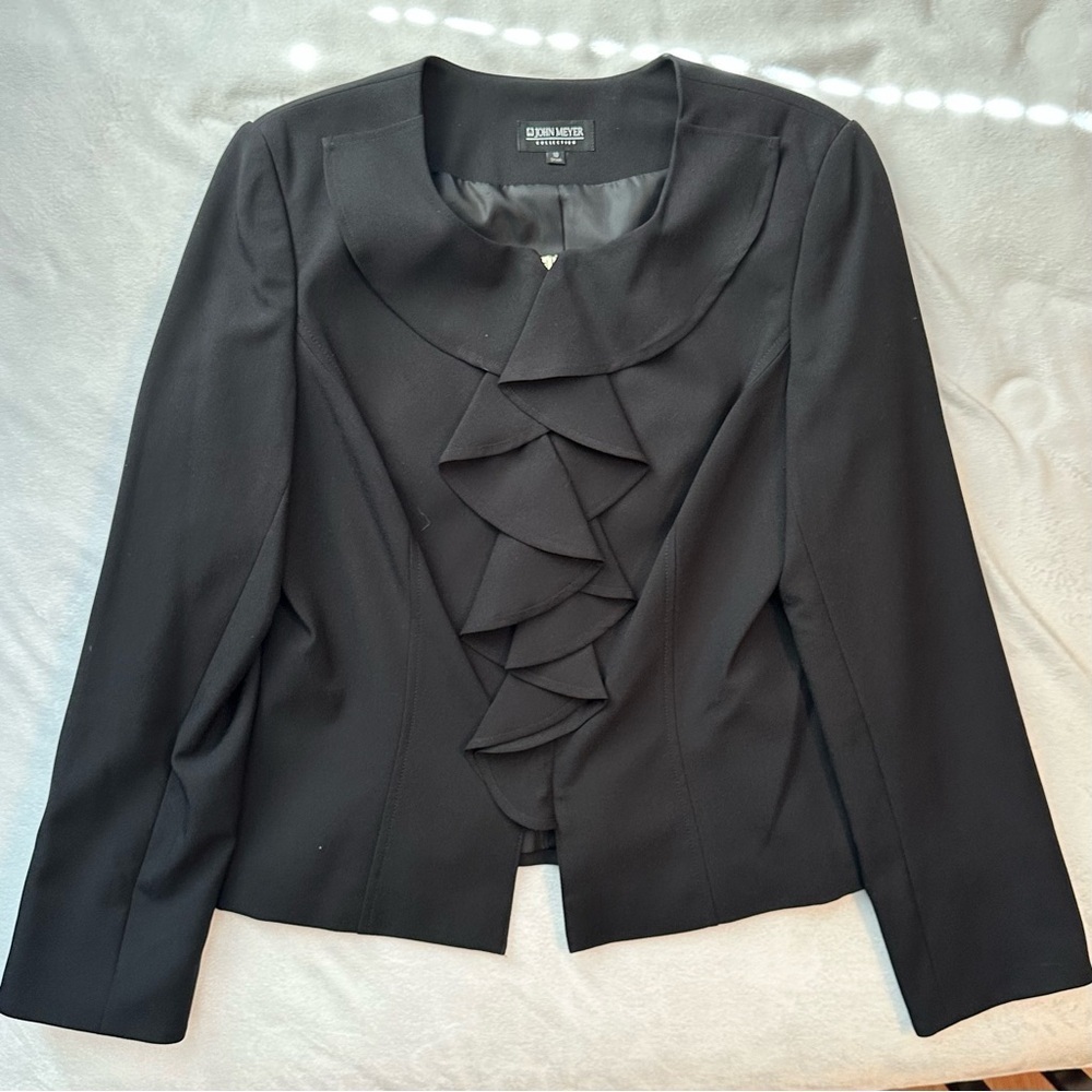 John Meyer Black Ruffle Front Long Sleeve Jacket Blazer Full Zip Women’s Size 10